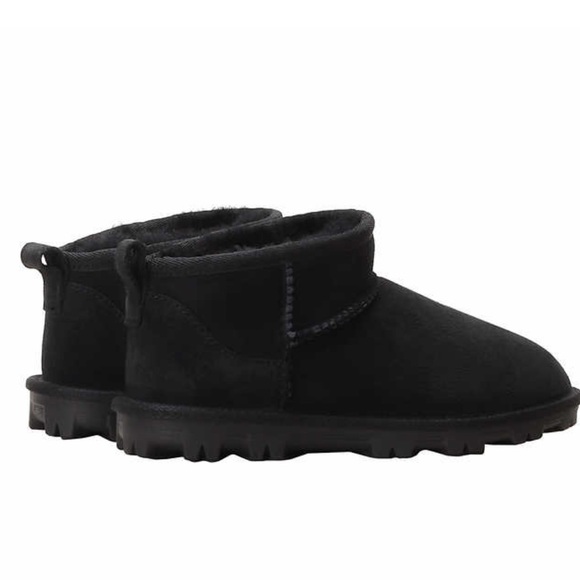 NWT Kid's Shearling Ankle Boot - Picture 5 of 6